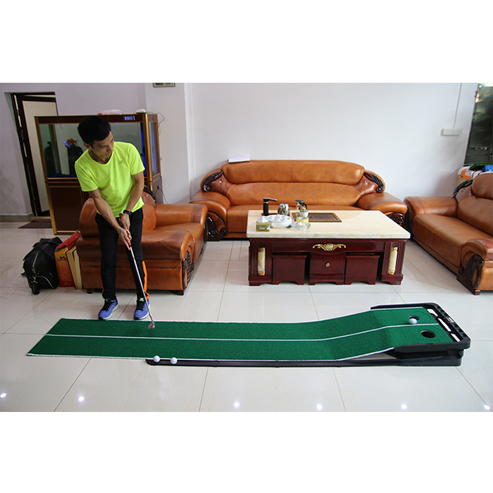 Hillman PGM 3m Adjustable Slope Golf Putting Trainer with Auto Ball Return