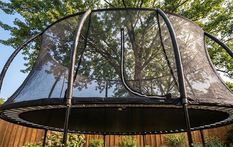 7x10ft Oval Trampoline With Safety Enclosure